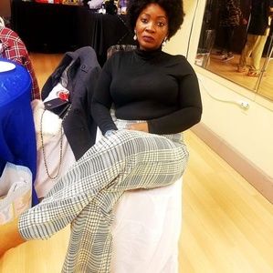 Meet your Posher, Margrette